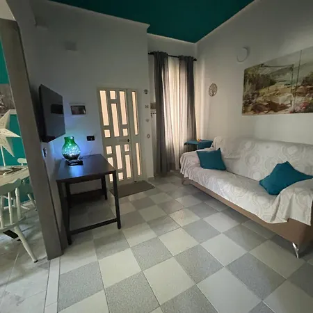 La Portella 3* إسكيتيلا
